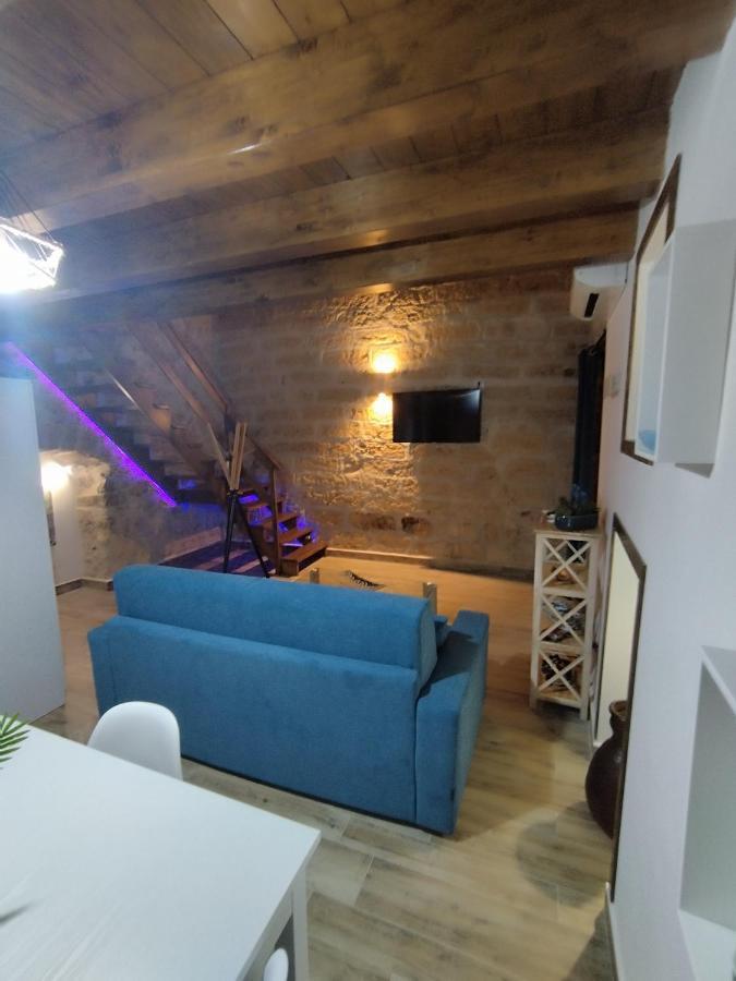 Ecce Homo Appartamento Carini Esterno foto